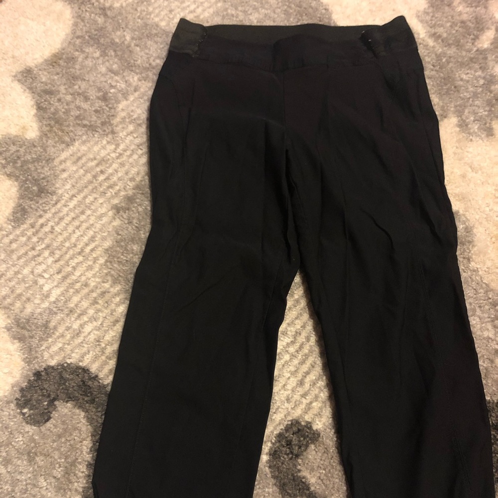 Simply Vera wang yoga capris